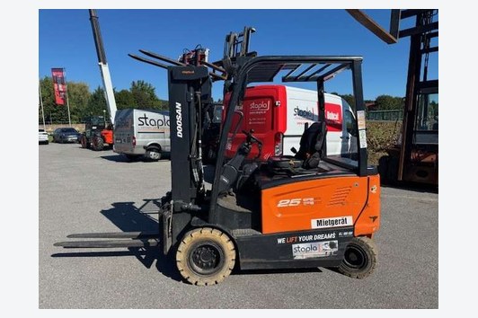 Doosan B25X-7 Plus