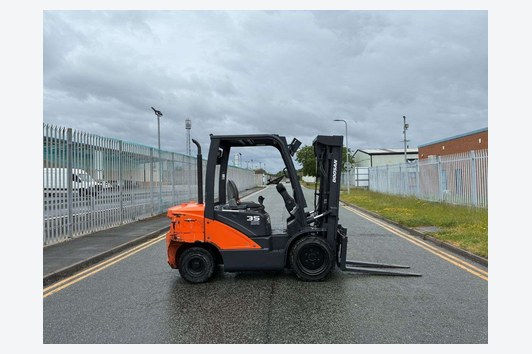 Doosan D35C-7