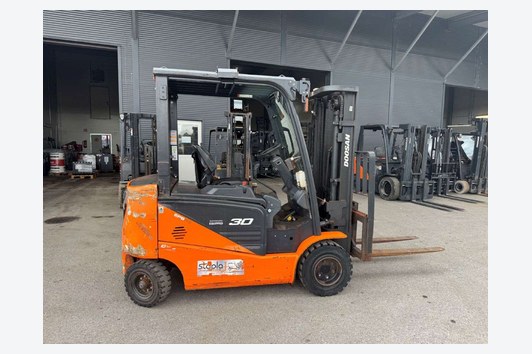 Doosan B30NS