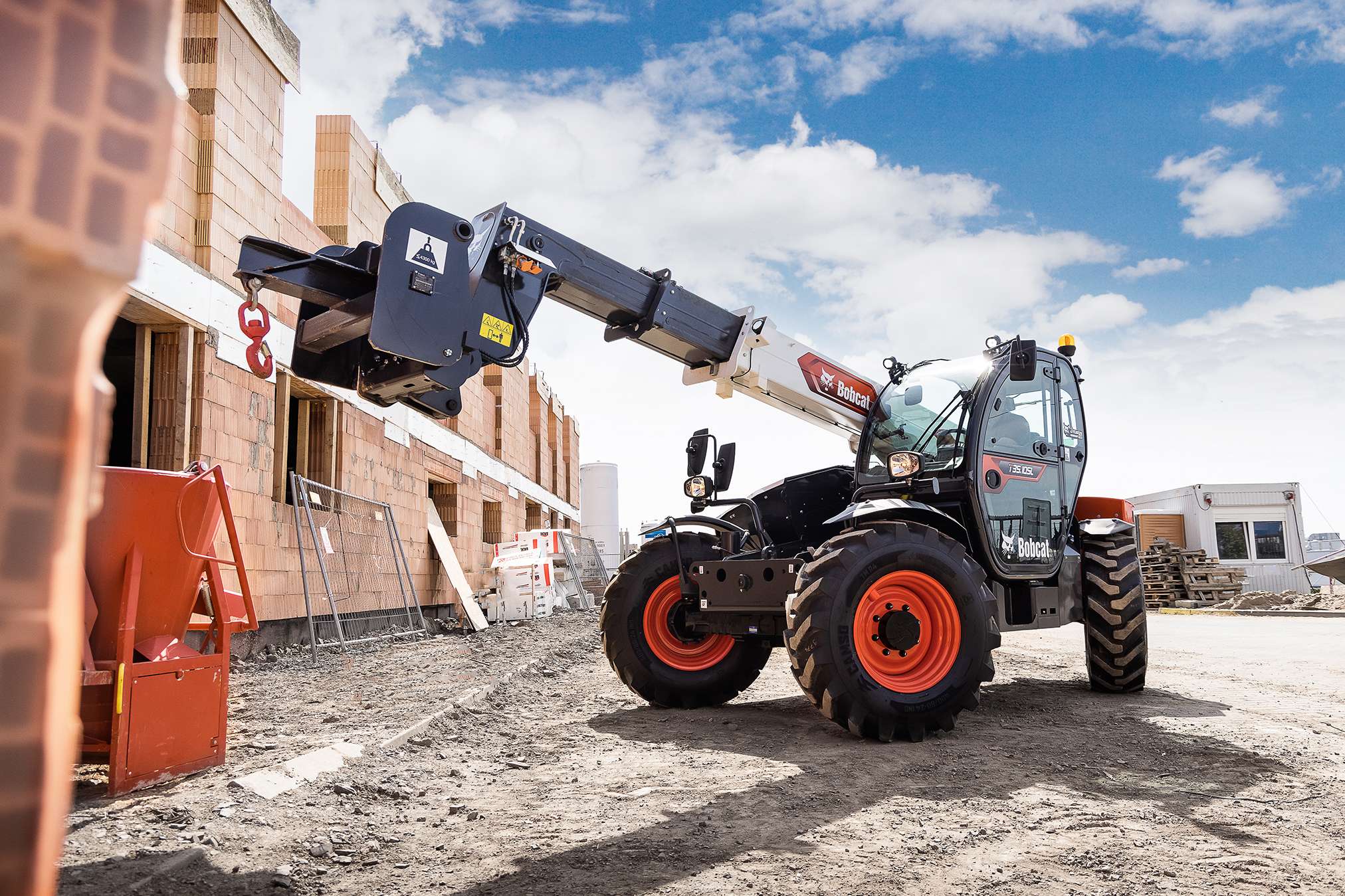 Bobcat T35.105L Teleskoplader im Einsatz auf der Baustelle