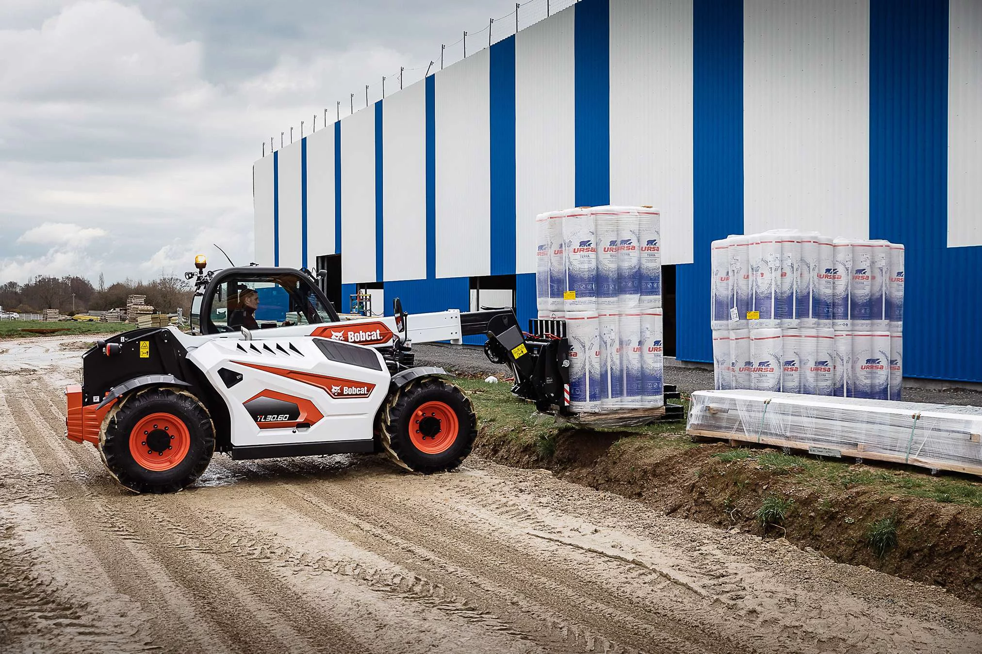 Bobcat TL30.60 Teleskoplader im Einsatz
