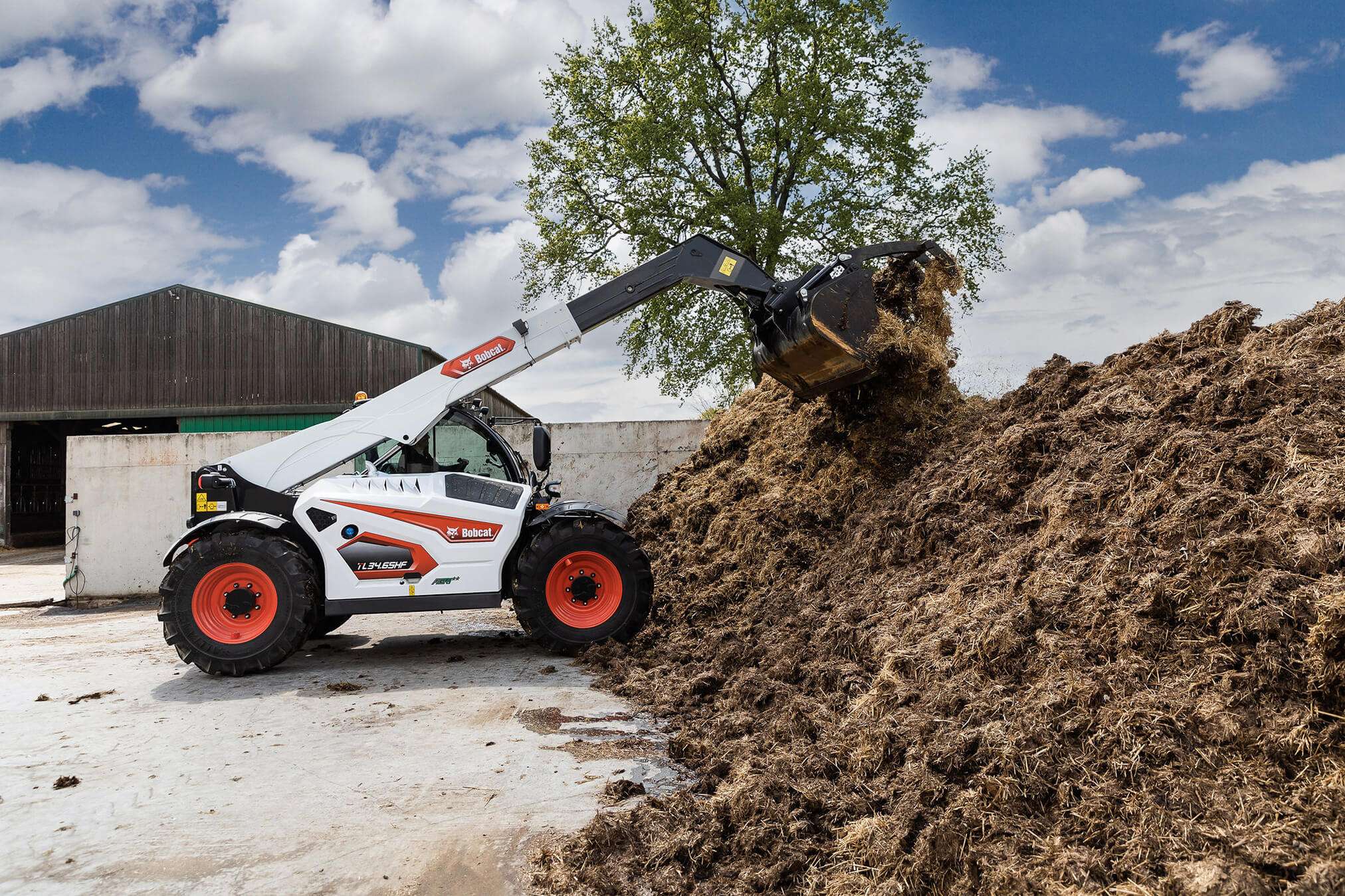 Bobcat TL34.65HF Landwirtschafts-Teleskoplader im Einsatz