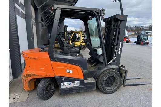 Doosan D30NXS