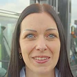 Sara Kober, Buchhaltung