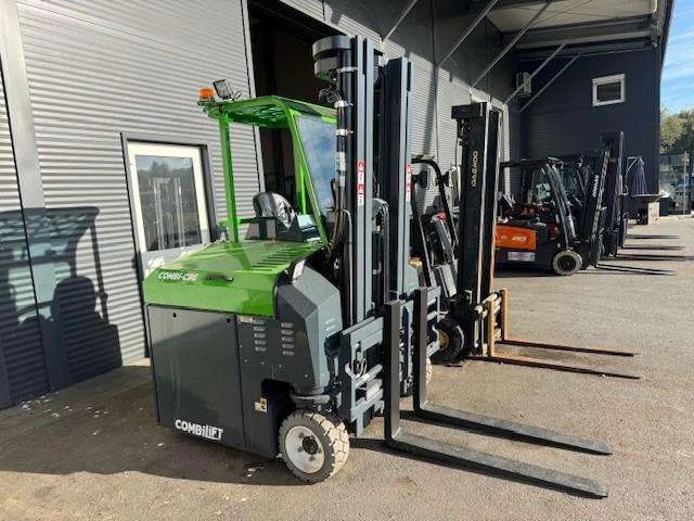 Combilift CBE3000
