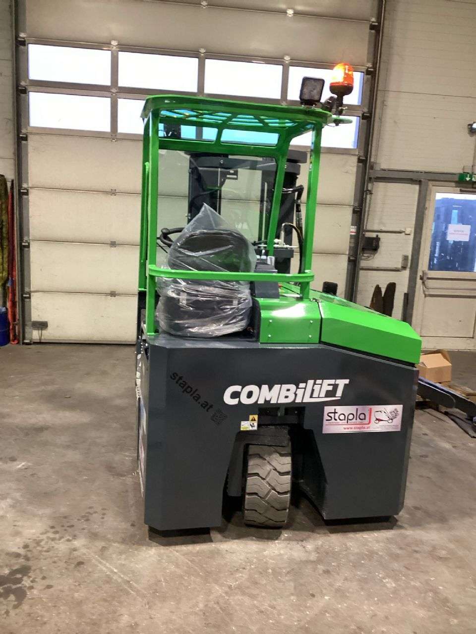 Combilift CBE3000 Mehrwegestapler - Foto 6